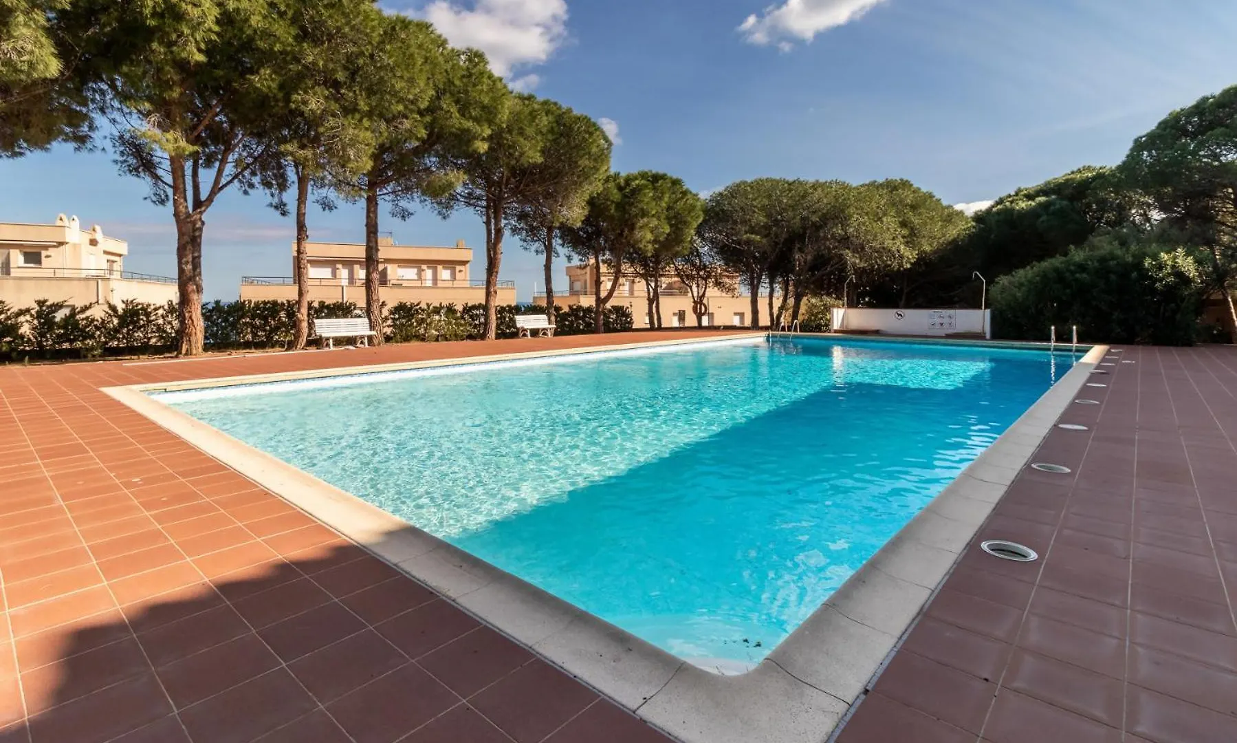 Fener De Dalt 84 Apartamento Piscina Comunitaria contacts